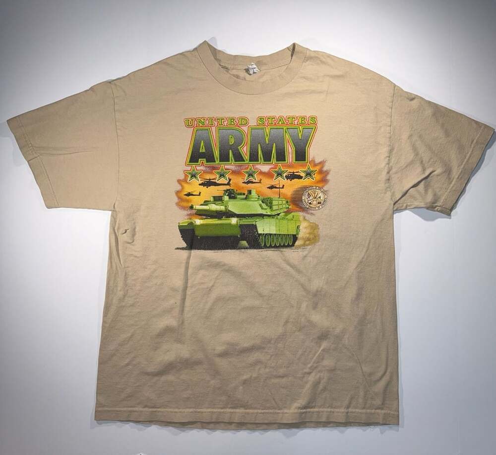 Vintage United States Army Tank & Helicopter Graphic T-Shirt